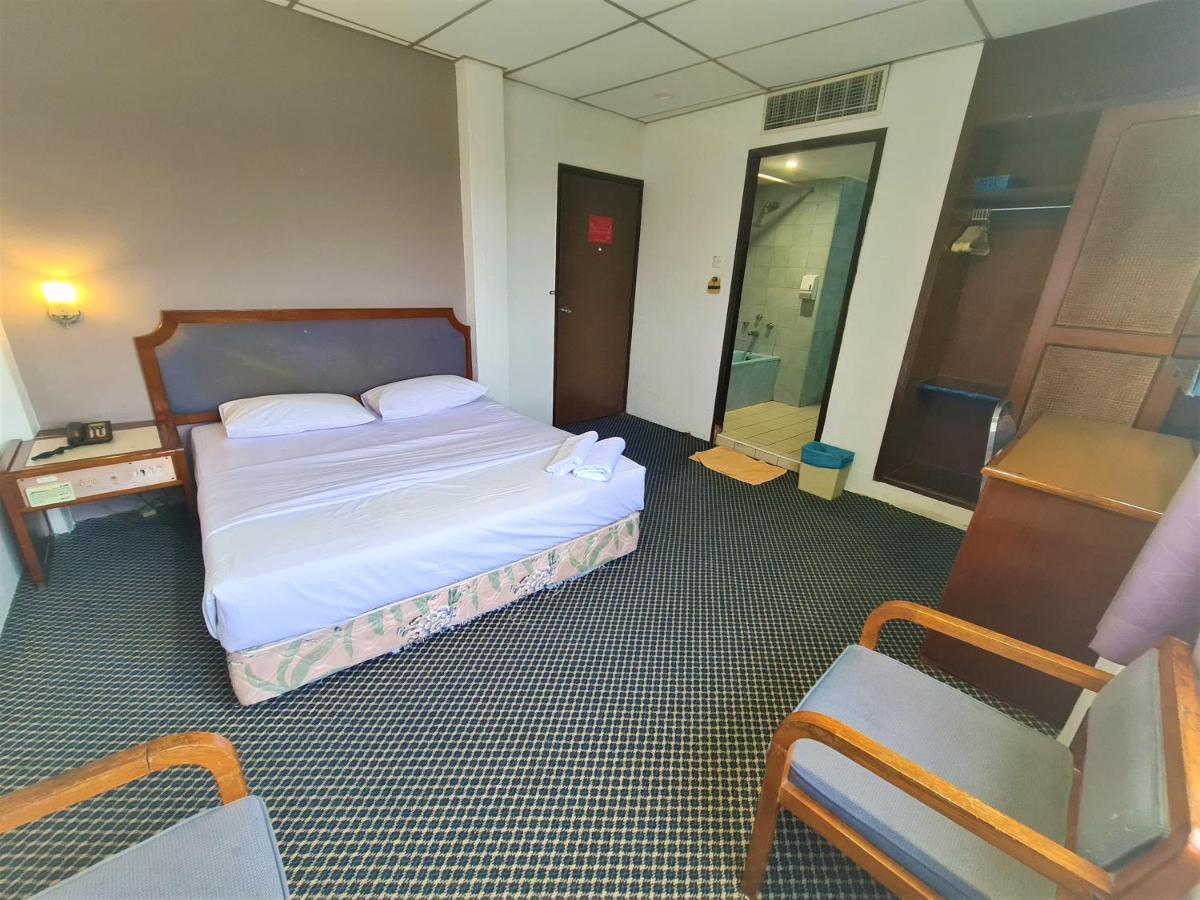 Anika Inn - Клуанг Екстер'єр фото