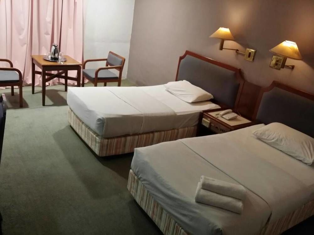 Anika Inn - Клуанг Екстер'єр фото