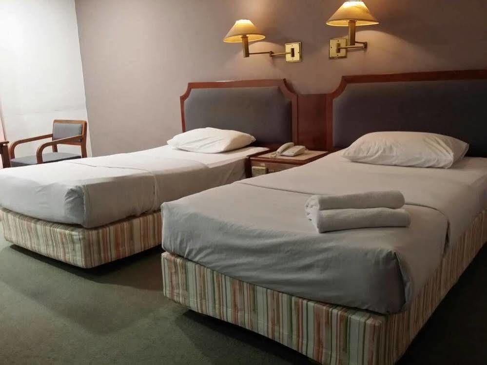 Anika Inn - Клуанг Екстер'єр фото